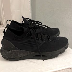 Women’s Under Armour Running Shoes, Size 7